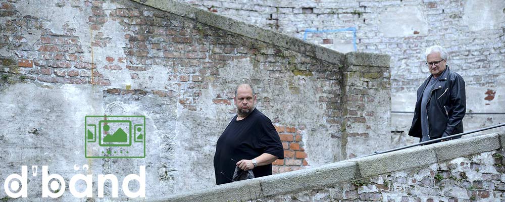 das slideshow-Fenster für 'dbaend.com' anzeigen ...
Kult-UR lebt! :: Wien - Wels - Straubing ... und die Welt :: Randnotitzen beim Konzert im Agnes Bernauer Garten SR